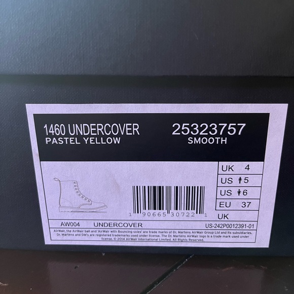 Dr. Martens x UNDERCOVER Jun Takahashi 1460 Boots - Picture 2 of 7